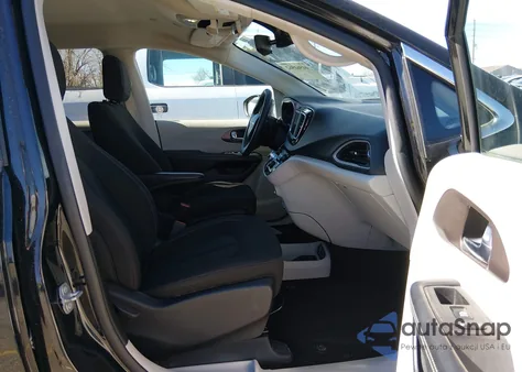 2023 Chrysler Voyager Lx из США, поврежденный, VIN 2C4RC1CG2PR511500